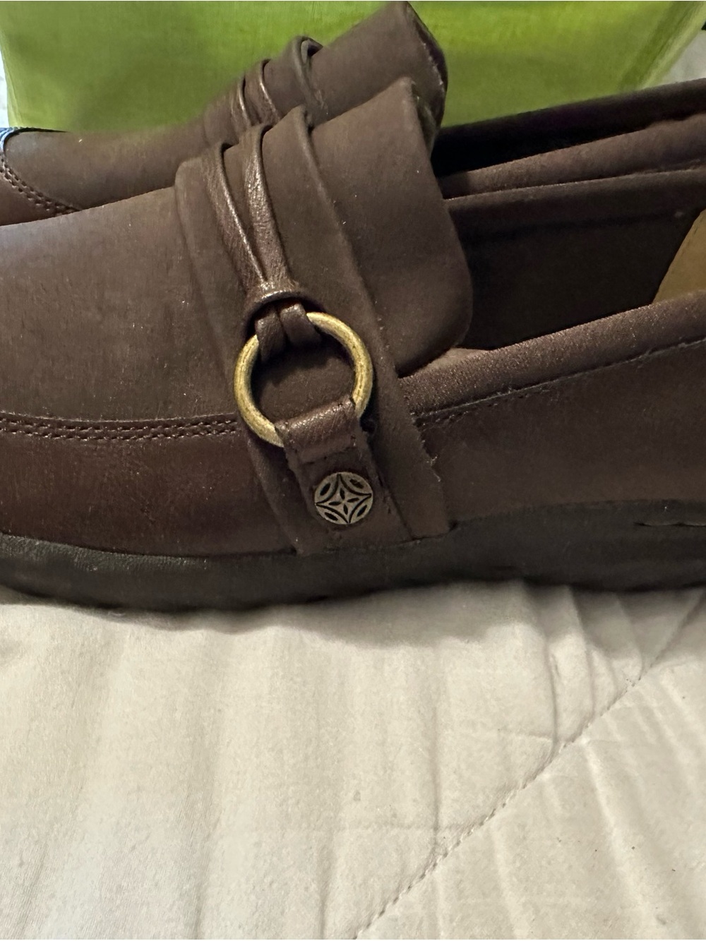 JBU Memory Foam Women's Brown Slip-On Casual Shoes Buckle Accent Round Toe ~ 10